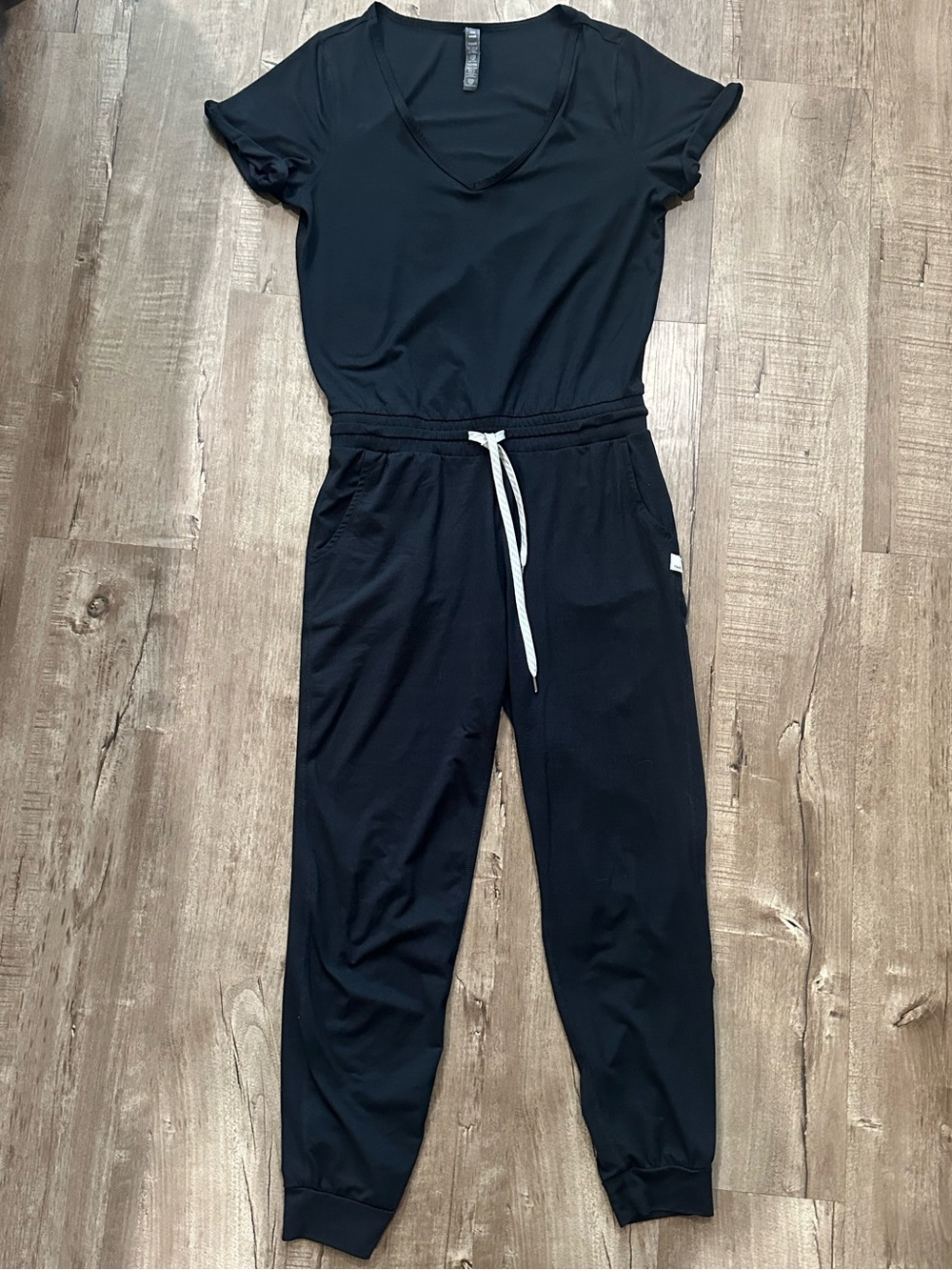Vuori All Day Jumpsuit (black) - Picture 2 of 5